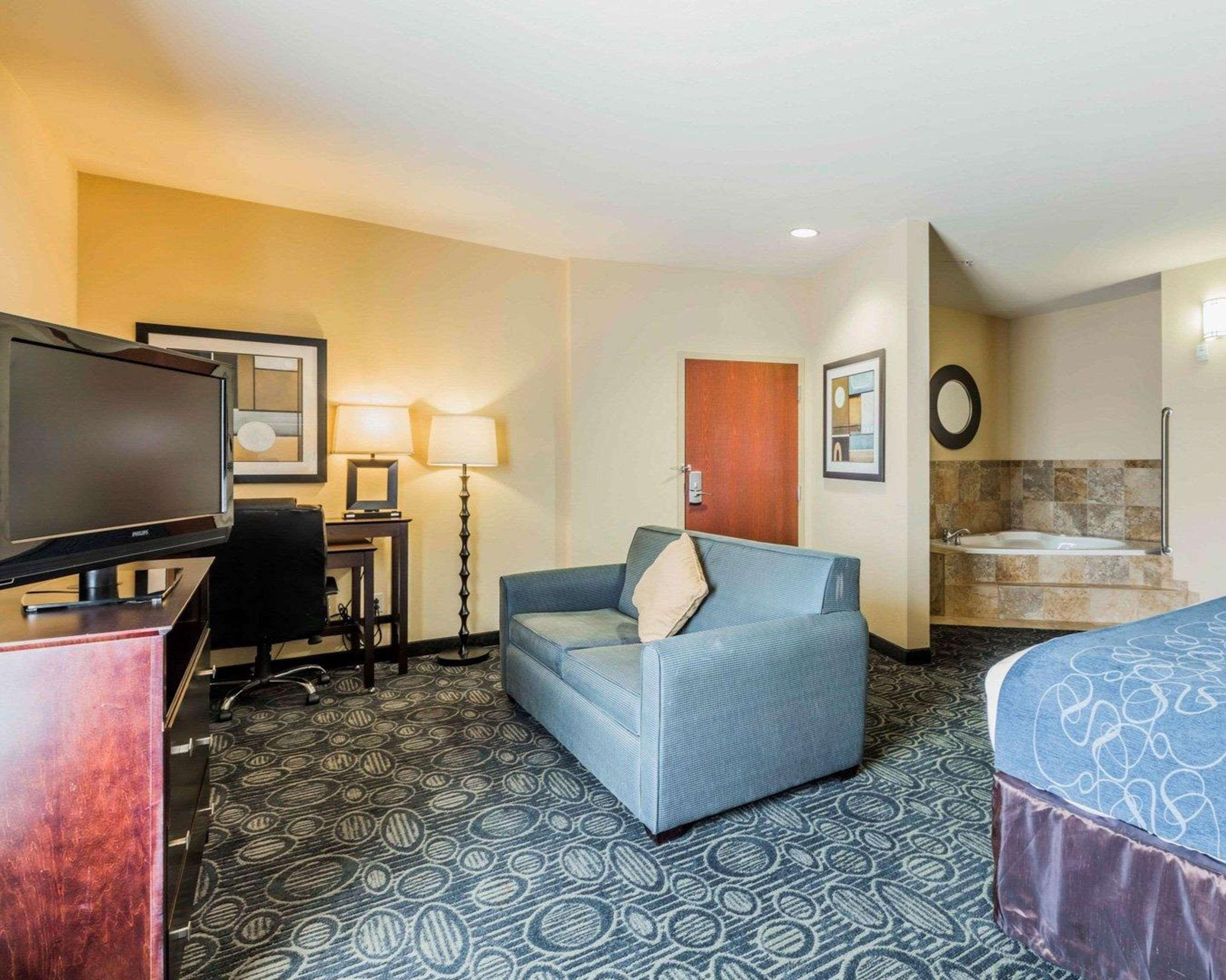Comfort Suites Pell City I-20 Exit 158 Екстер'єр фото