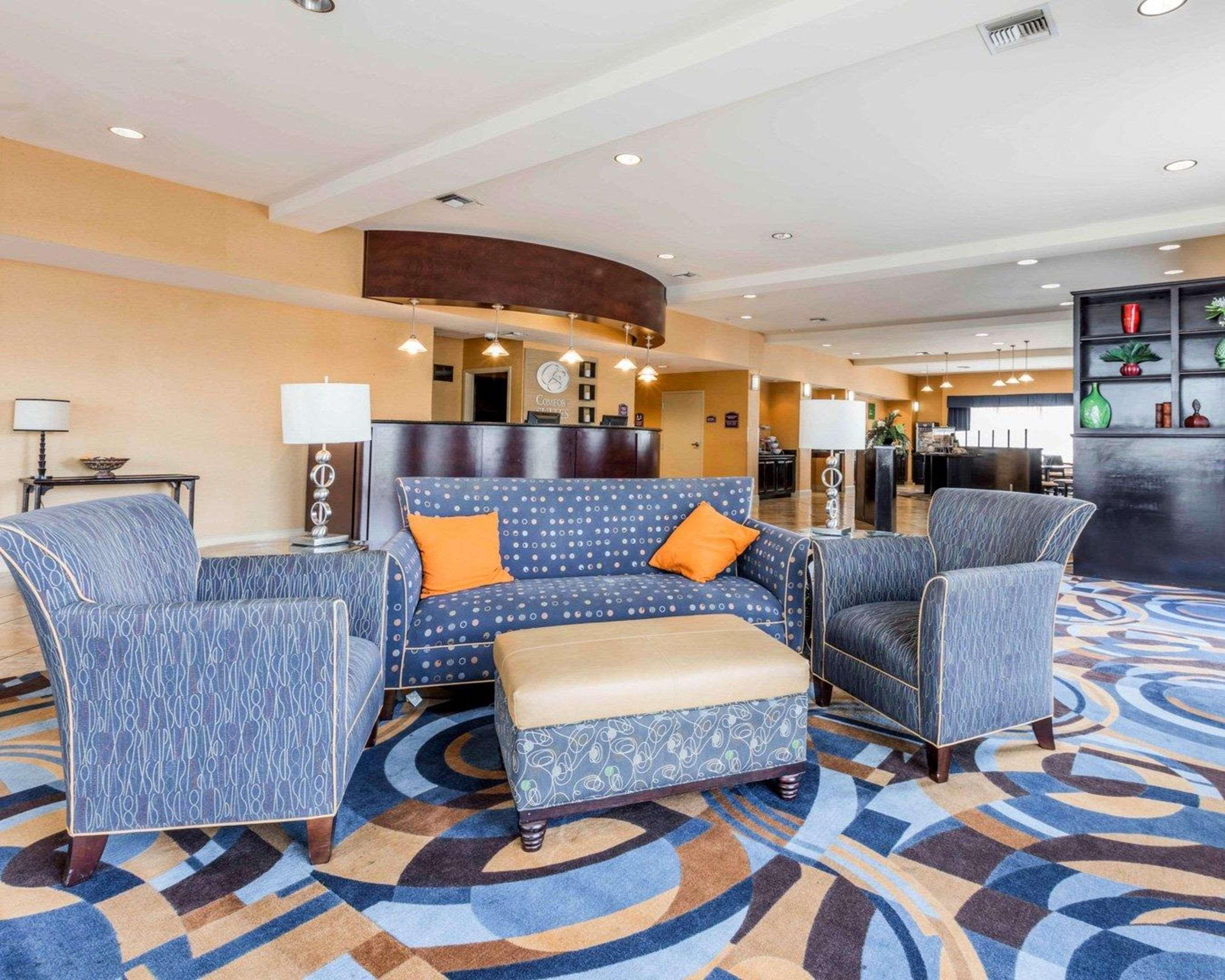 Comfort Suites Pell City I-20 Exit 158 Екстер'єр фото